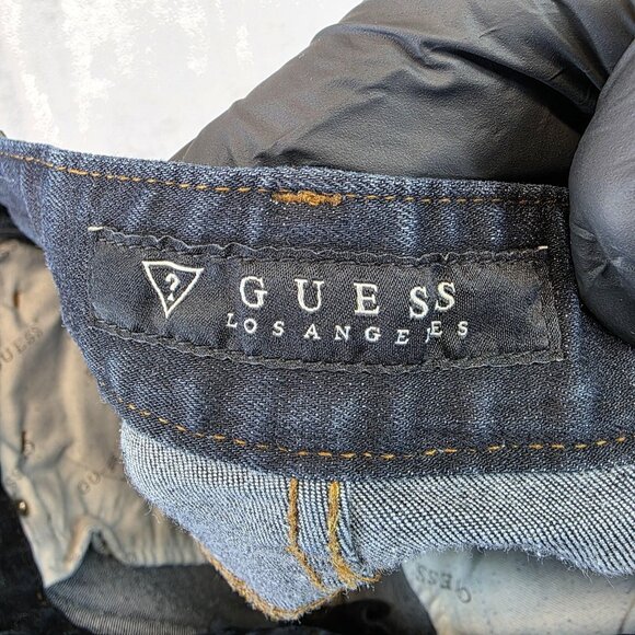 Guess Jeans Mens 32 Dark Wash Slim Fit Stretch Denim KG4D2190 BBK Classic - Picture 9 of 12